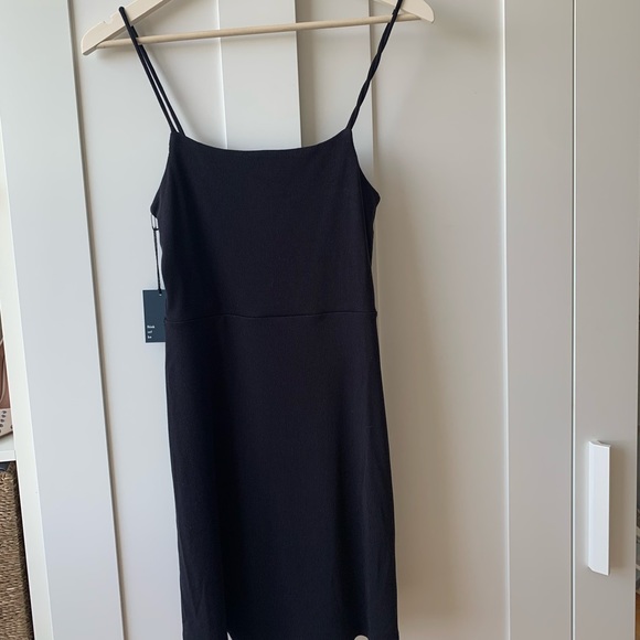 *SOLD* Aritzia Little Black Dress - Picture 3 of 4